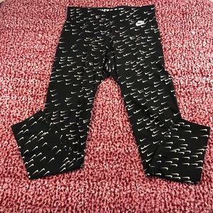 🥳🎉🎊 Host Pick 🥳🎉🎊 - Women’s Nike Leggings